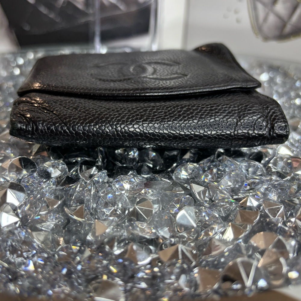 Chanel IMPERFECT CC compact bifold wallet in black caviar leather GUC - Picture 10 of 12